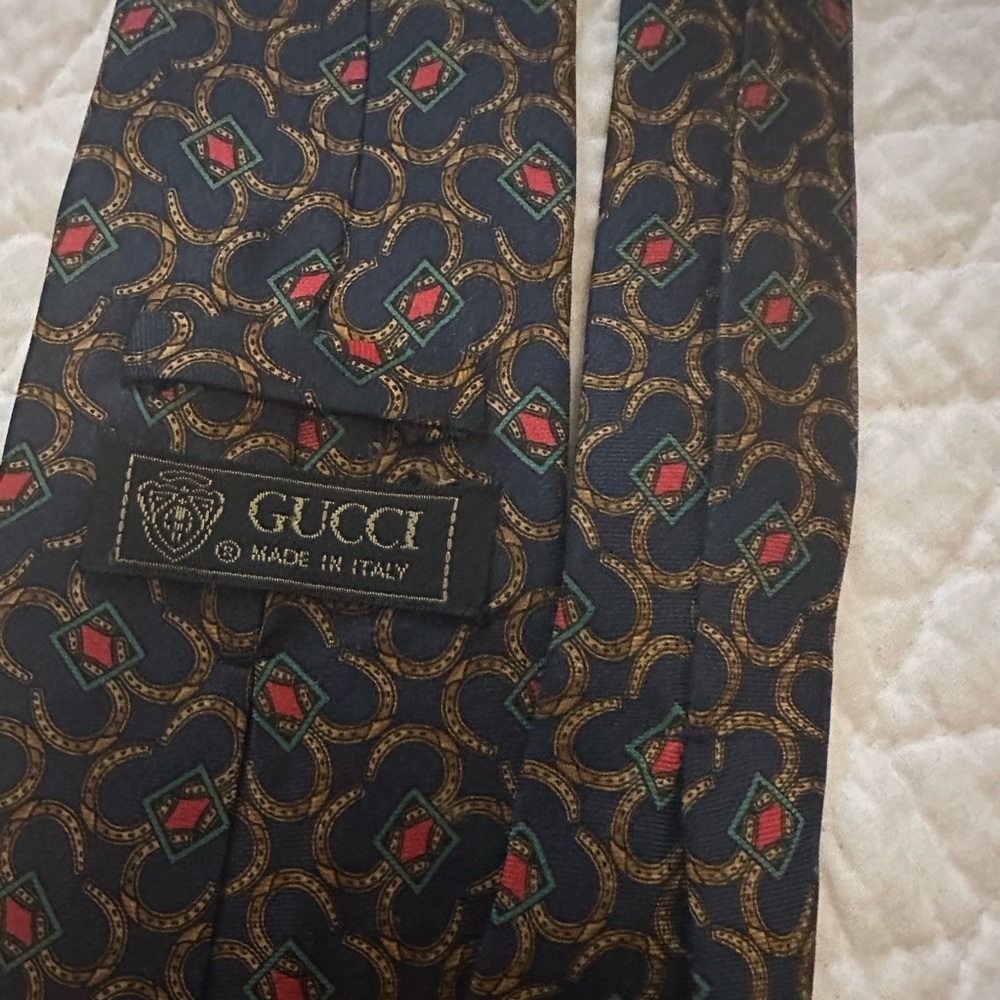 Gucci - Picture 4 of 15